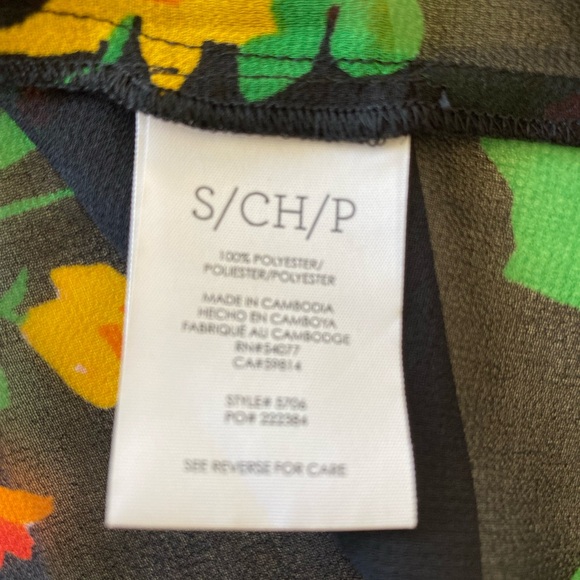 NWOT CABI Midnight Floral Thespian Poet-Sleeve Button-Neck Top - Picture 15 of 16